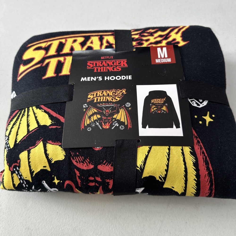 Stranger Things Mens Medium Hellfire Club D&D Graphic Print Hoodie w/Pocket